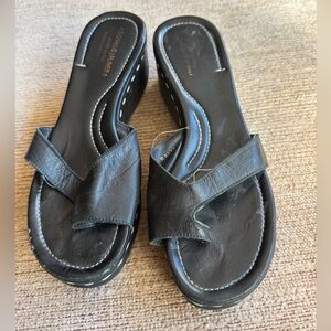 Vintage Italian Designer Donald J. Pliner Black Leather Women's Salya Sandals